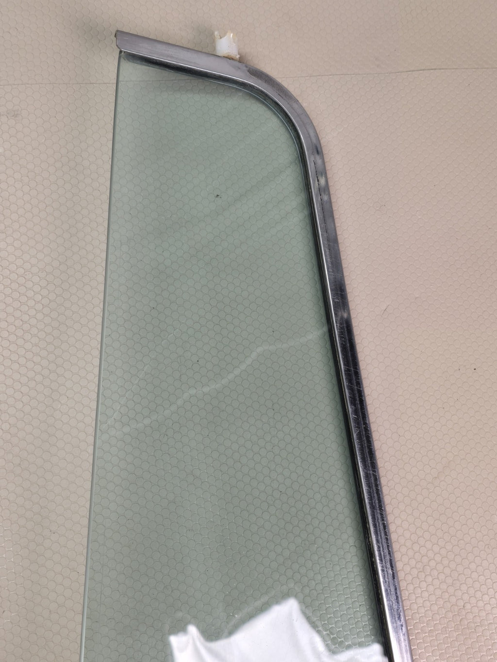 Kenworth OEM Paccar W900 GlassSide Window LH Genuine OEM 