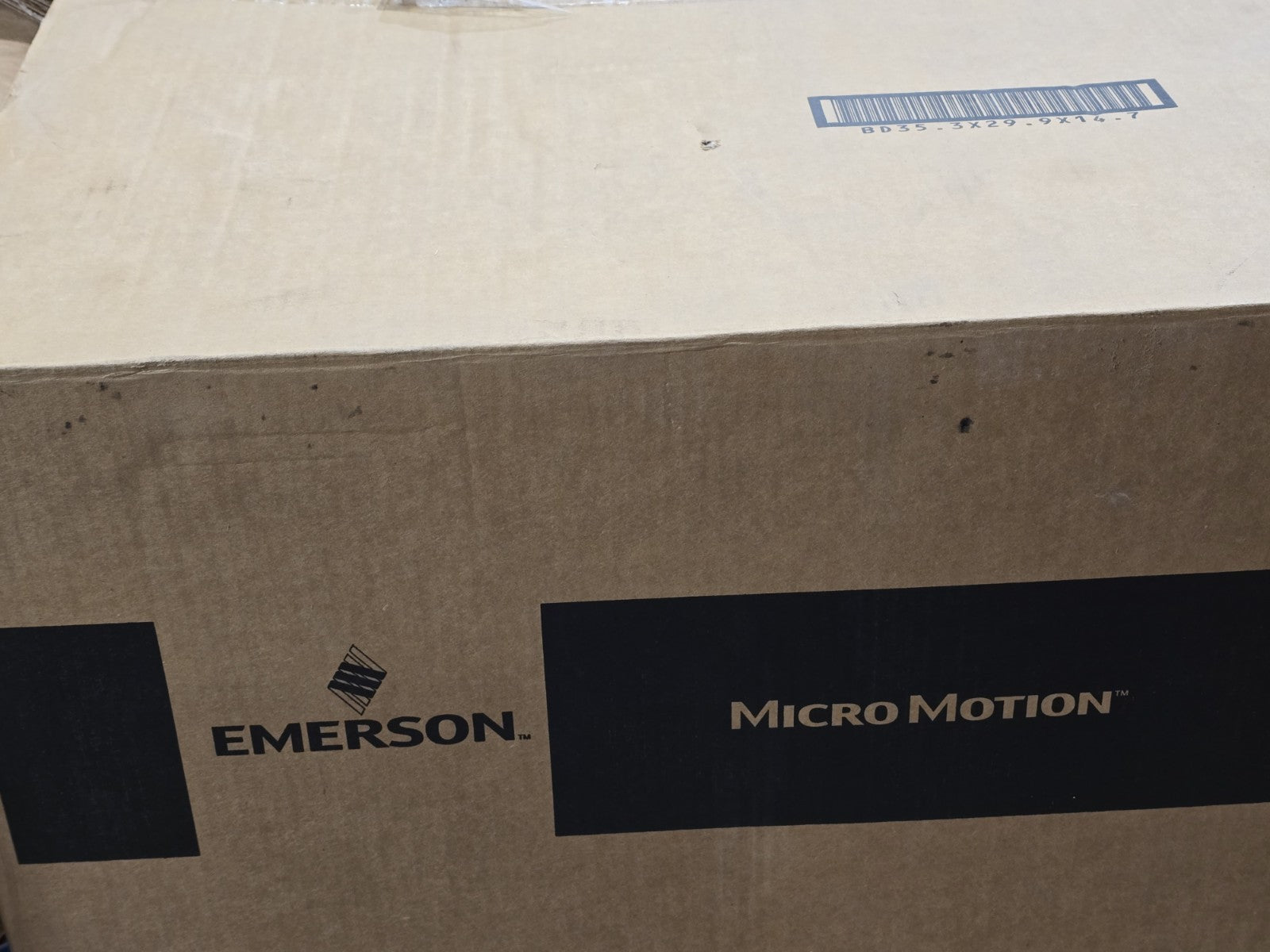 ​Emerson Micro Motion Elite H200 Coriolis Flow Meter w/ 5700 Transmitter 2" 2023