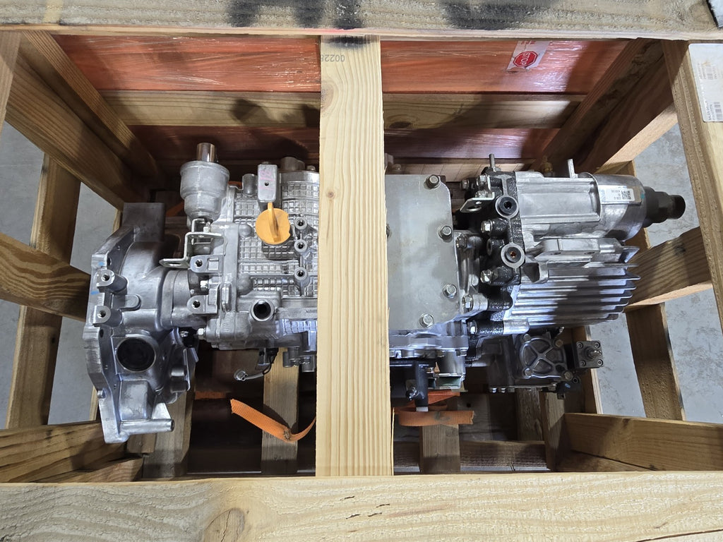 NEW! Kubota RTV X1100CW Transmission Diff Transaxle Complete K7731-10035  53205
