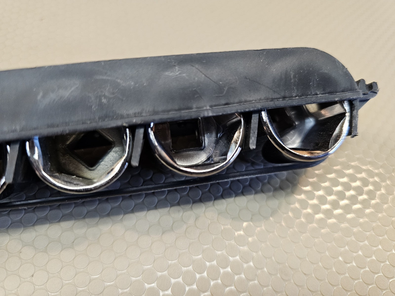 CRAFTSMAN TOOLS 3/8" DRIVE 6-POINT SAE SOCKET SET, 3/8"-7/8", 34437, USA