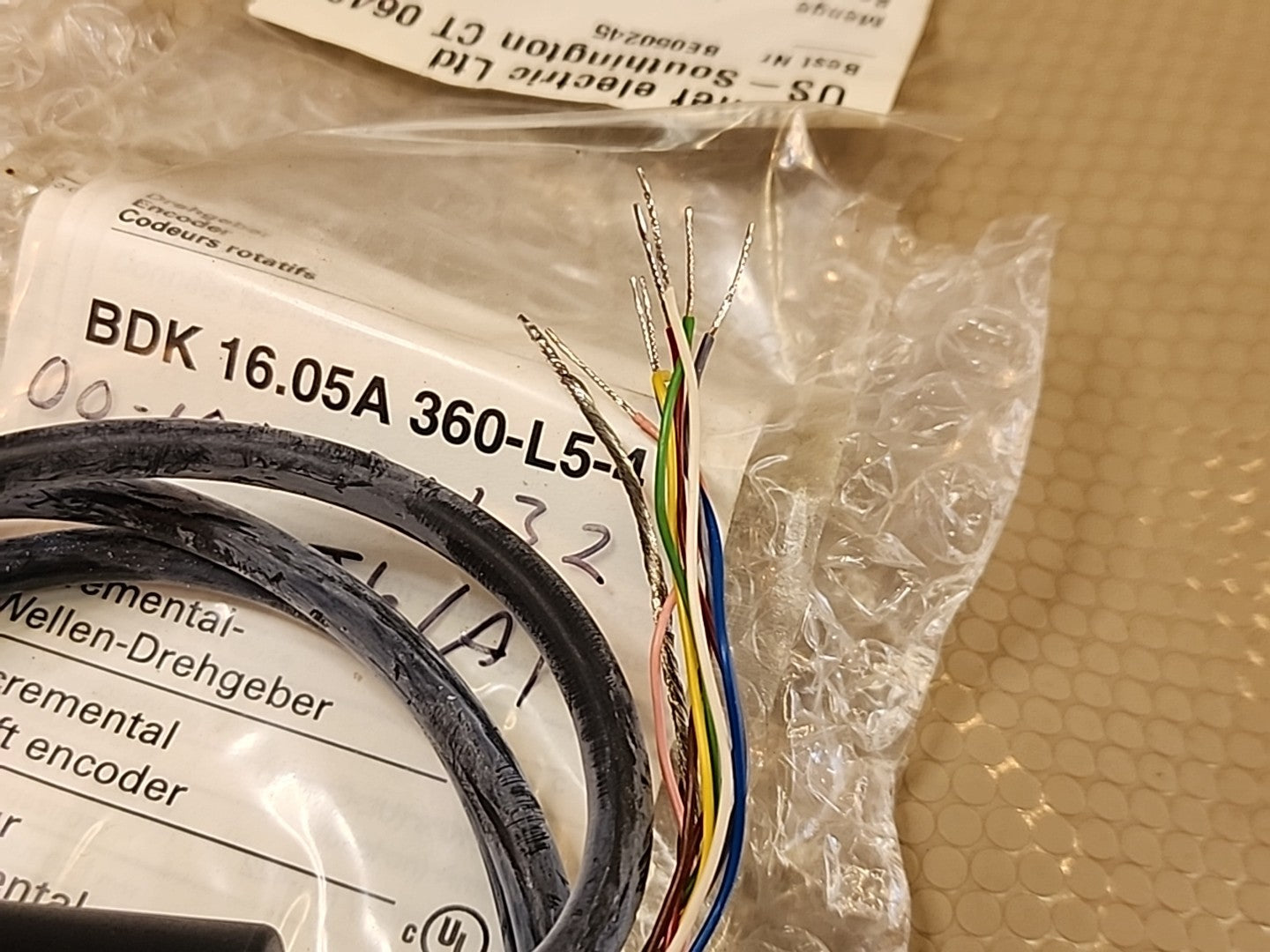 NEW BAUMER BDK 16.05A 360-L5-4 Incremental Shaft Encoder 