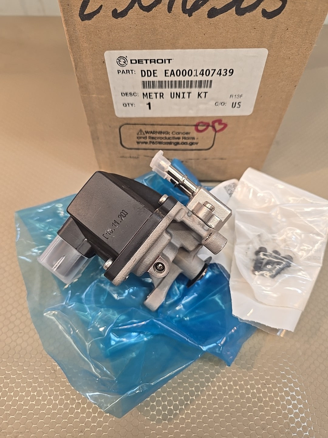 OEM DETROIT METERING DEVICE - DIESEL EXHAUST FLUID DDE EA0001407439 $925+$374.99