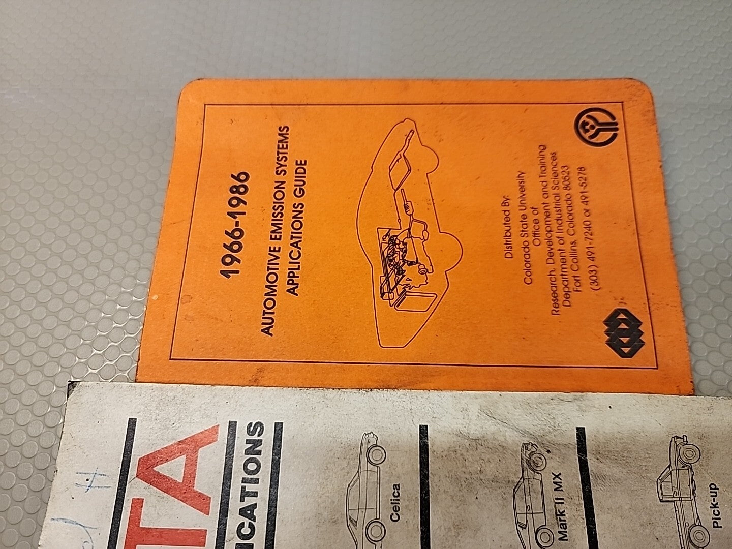 1968 - 1973 Toyota Model Specifications Data Book Manual Factory OEM Information