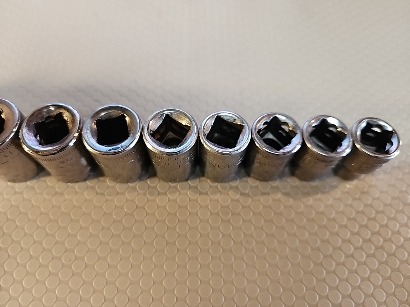 CRAFTSMAN 11-Piece, 3/8" Drive, 12 Point, METRIC Shallow Socket Set 19mm USA