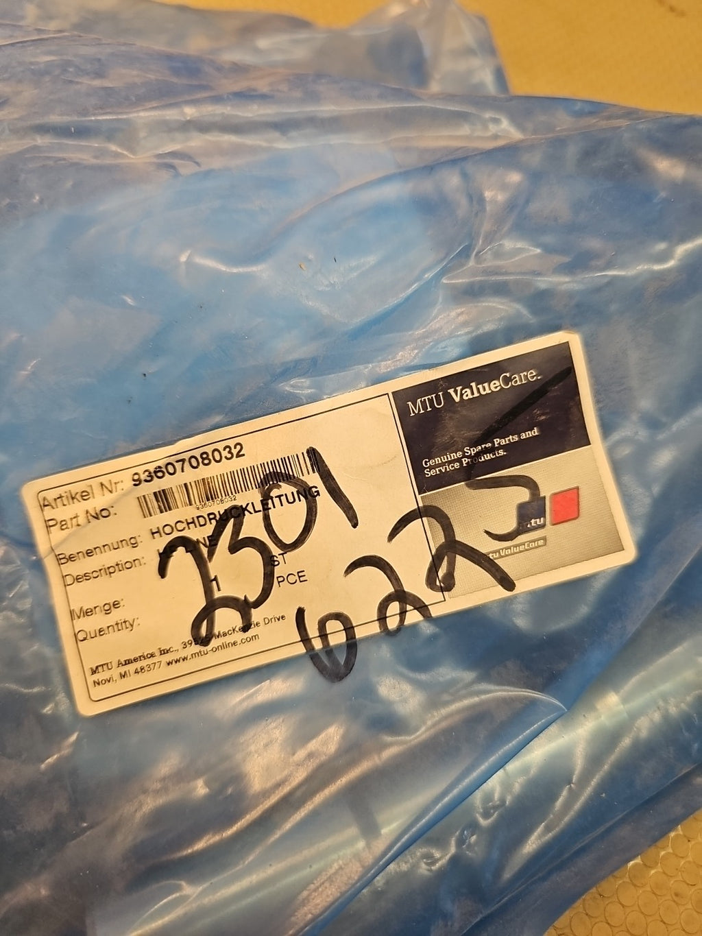 *NEW* GENUINE OEM Mercades MTU  A 9360708032 HIGH PRESSURE FUEL LINE DD8