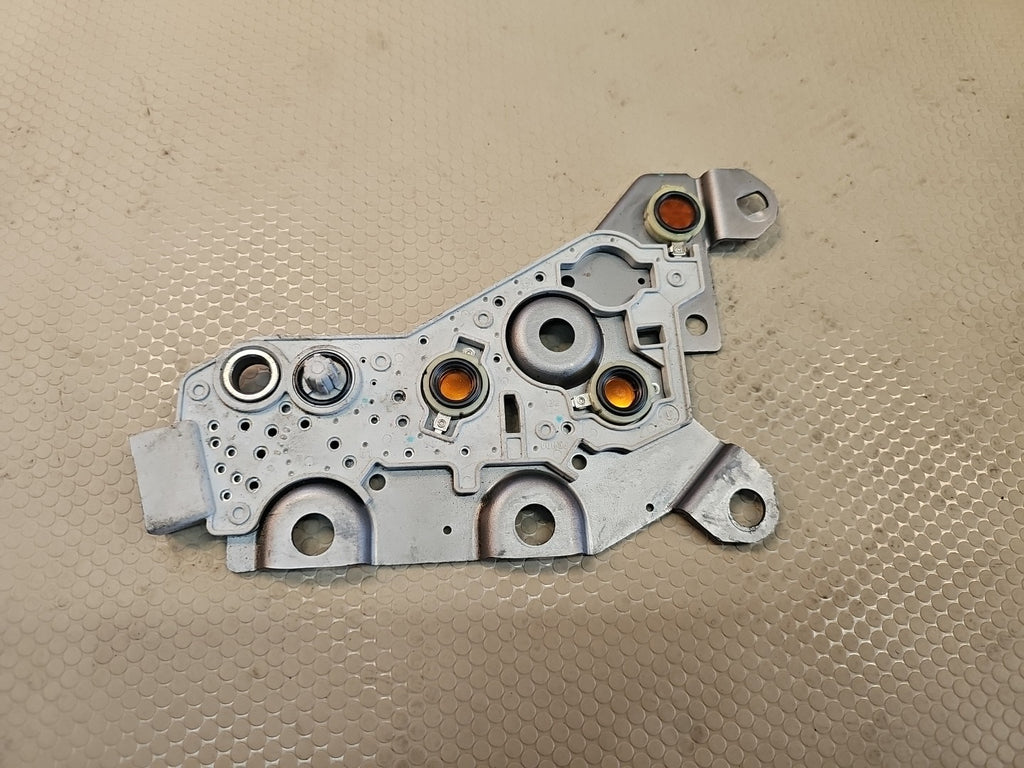 GM 4T40E / 4T45E Transmission Solenoid 2004-On Plate