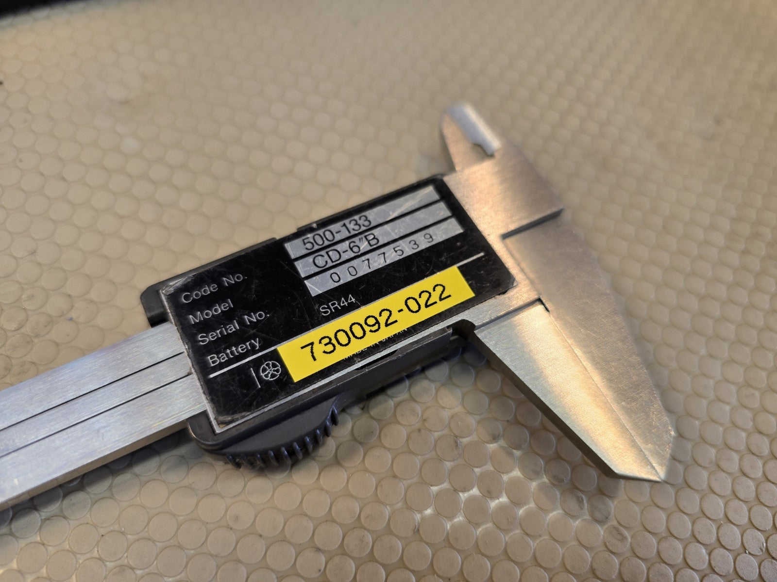 Mitutoyo 500-133 CD-6"B Digimatic 0-6" Digital Caliper with Case