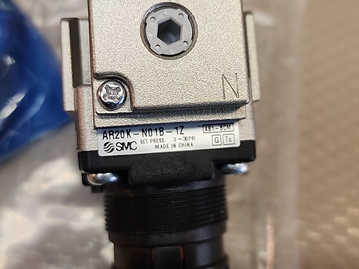 SMC AR20K-N01B-1Z Pneumatic Regulator 3-30PSI NEW
