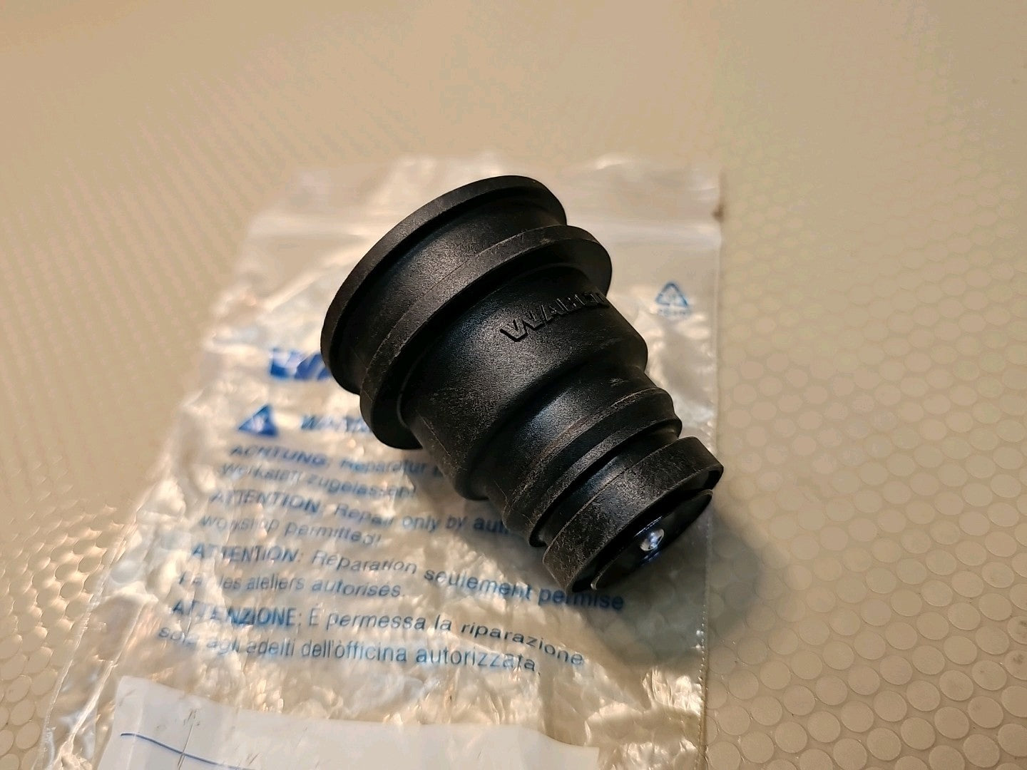 NEW Wabco Boden 4324315514 - 432 431 551 4 4324315514 