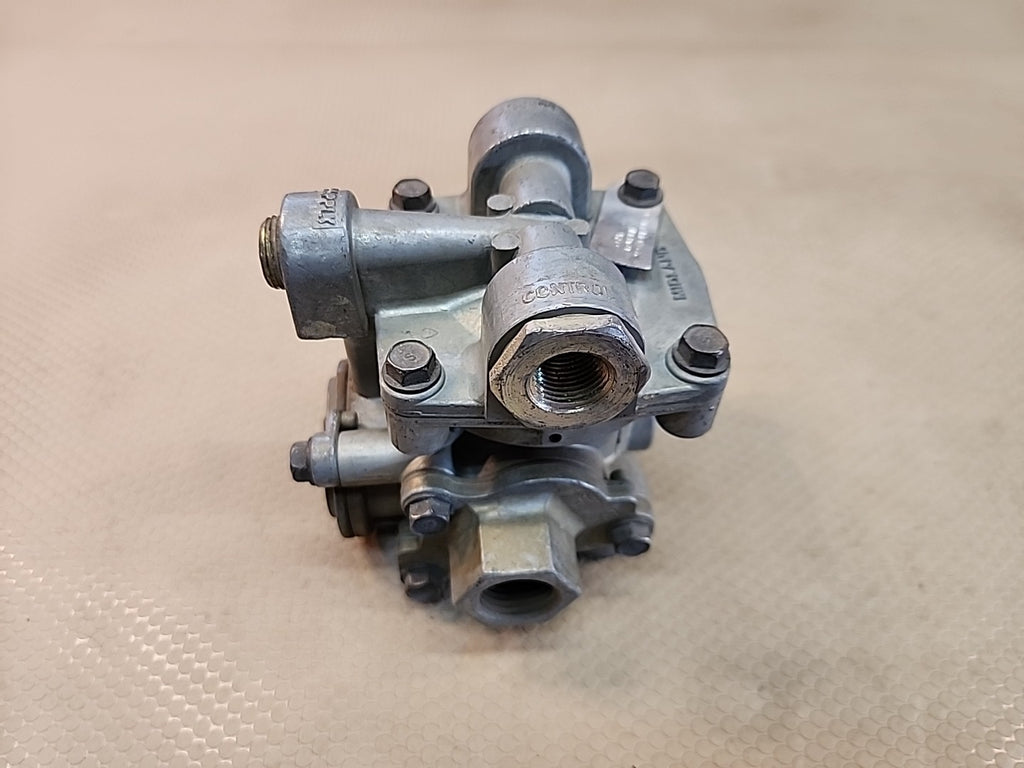 AIR PRESSURE RELAY VALVE P/N N4302A, N4305A, NSN 2530-01-289-1013 Midland