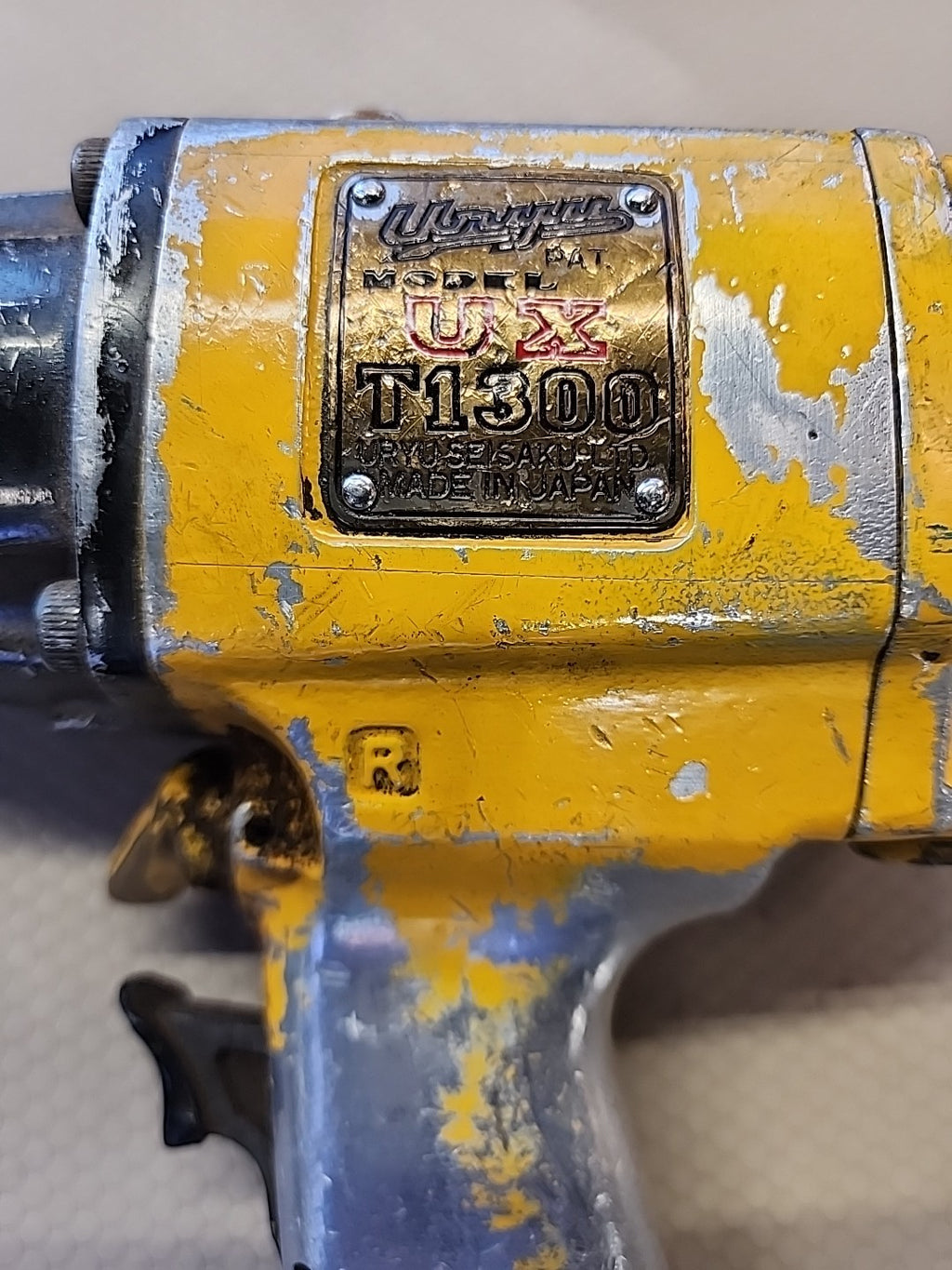 URYU Model UX T1300 1/2” Drive Air Wrench Used