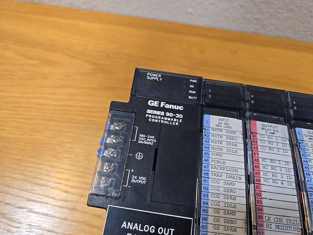 GE FANUC SERIES 90-30 PLC WITH POWER SUPPLY, I/O MODS, AND INPUT ANALOG