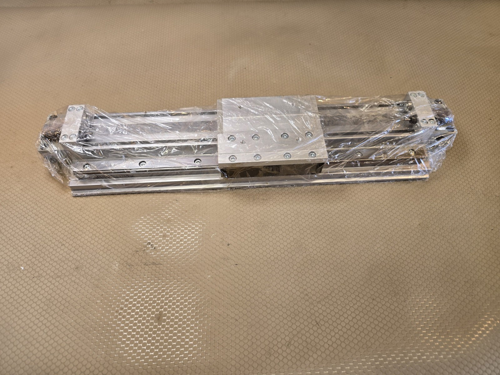 New SMC MY1H25-250LZ-M9NW Rodless cylinder + NSK LH15Z Linear Bearing 