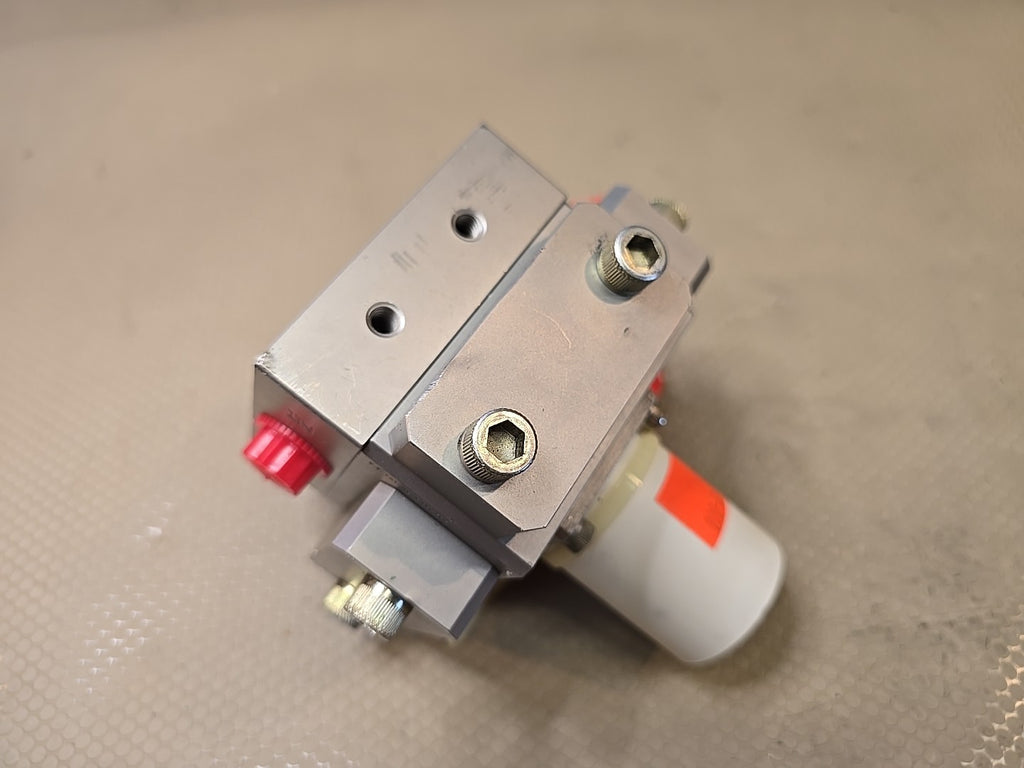 NEW MAX HYDRAULIC BLOCK VALVE, 214-410 SURPLUS 1000 PSI