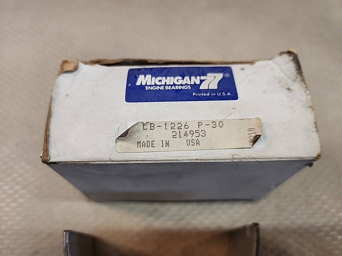 New Set of 2 Michigan 77 CB-1226P30 Rod Bearings for Cummins Engine 214953