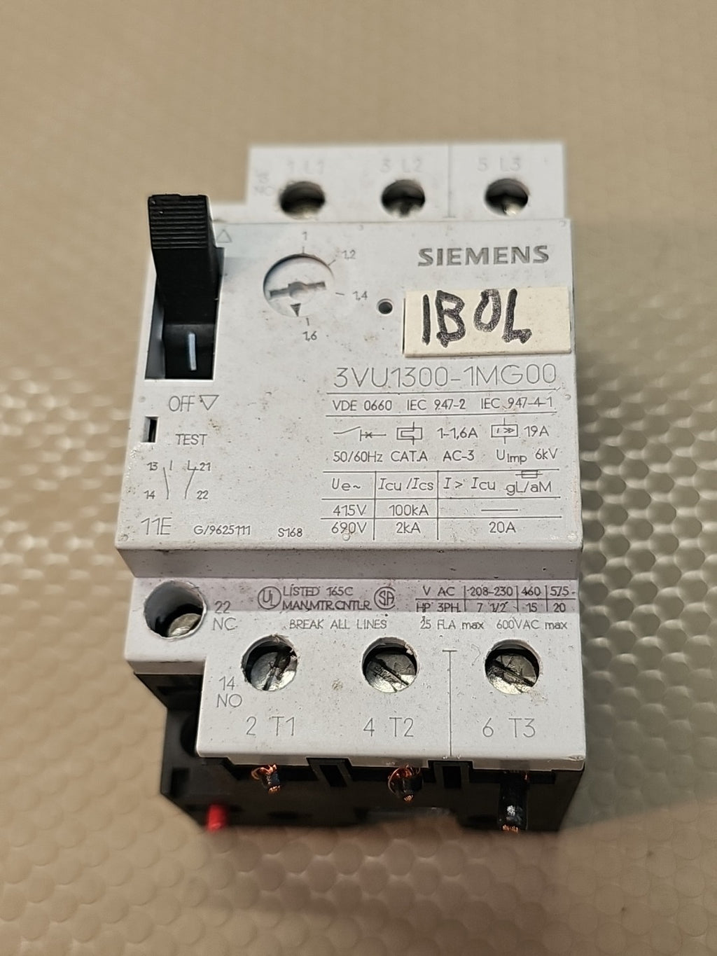 Siemens 3VU1300-1MD00 / 3VU1300-1MF00 / 3VU1300-1MG00 Circuit Breaker 