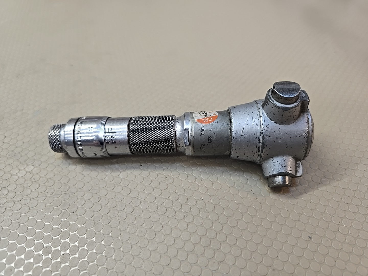 Brown & Sharpe No. 281 Internal Bore Micrometer Range 2.000"- 2.400” Holtest
