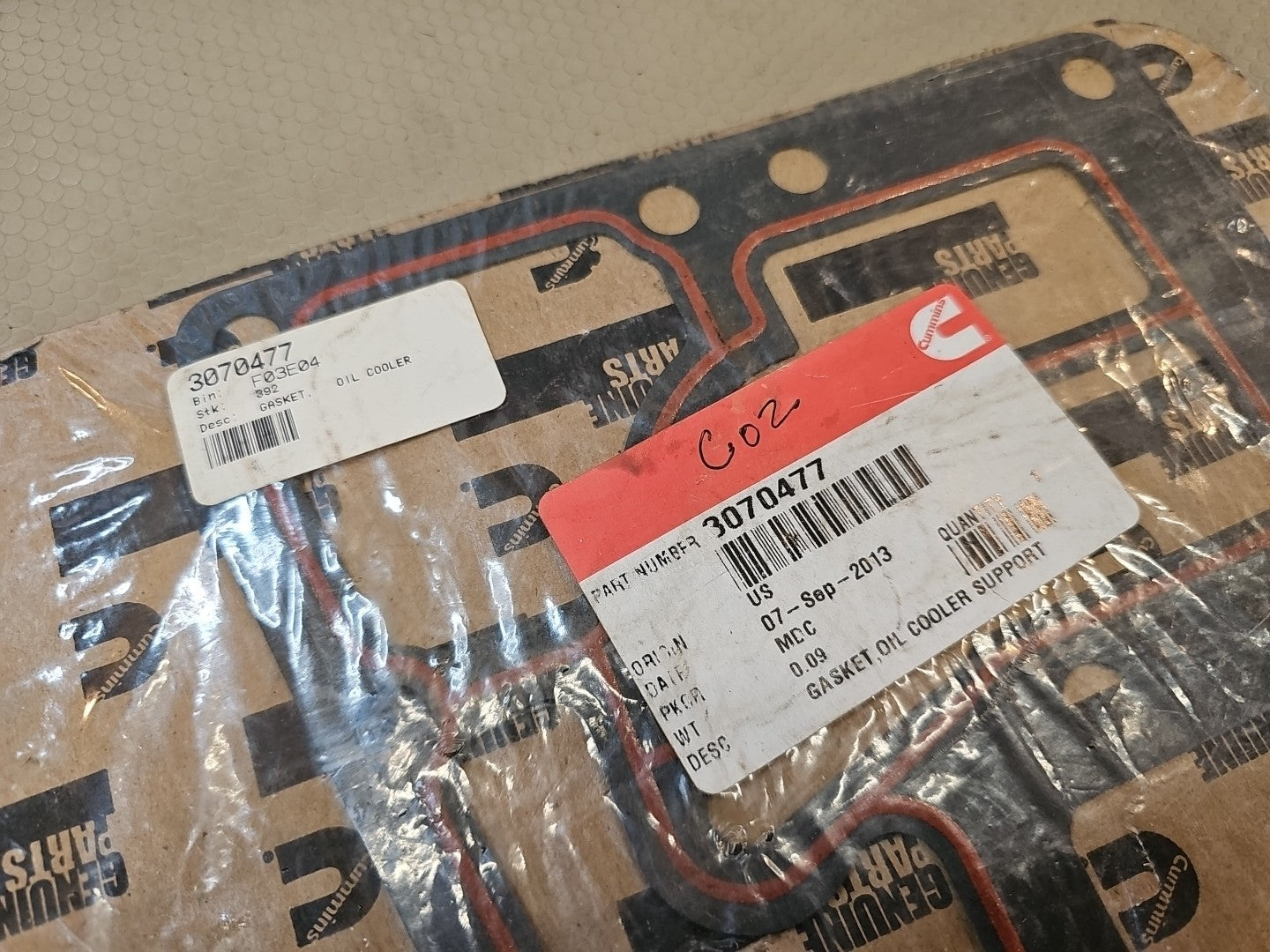 NEW Cummins OEM Oil Cooler Support Gasket - 3070477