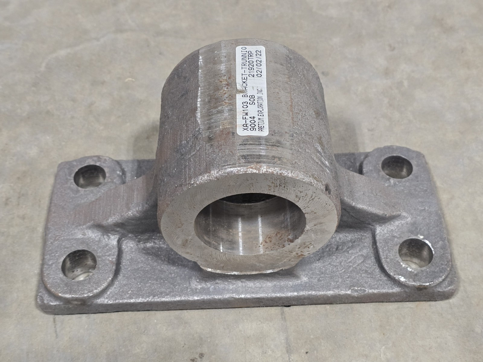 SAF Holland XA-FW-103 Trunnion Bracket Foot 5th Wheel Bracket NEW & Genuine