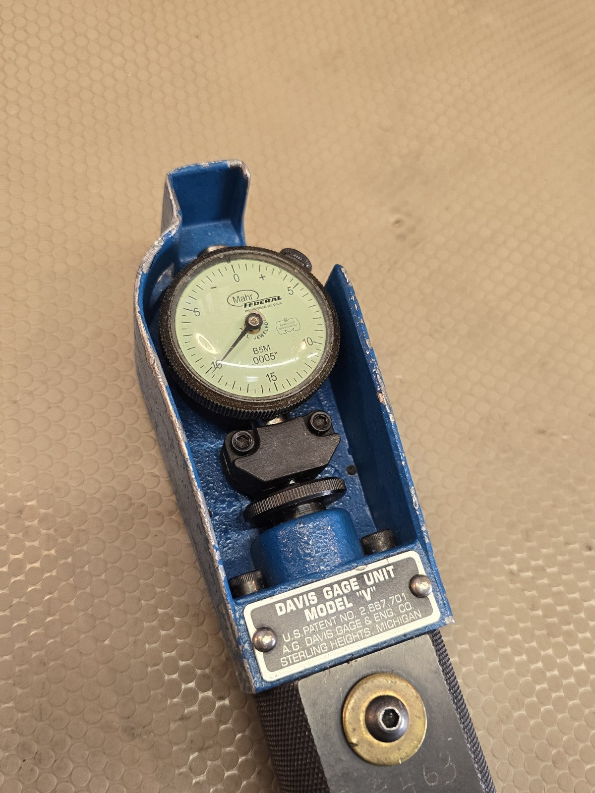 Davis Gage Unit MODEL V With Federal B5M Dial .0005”