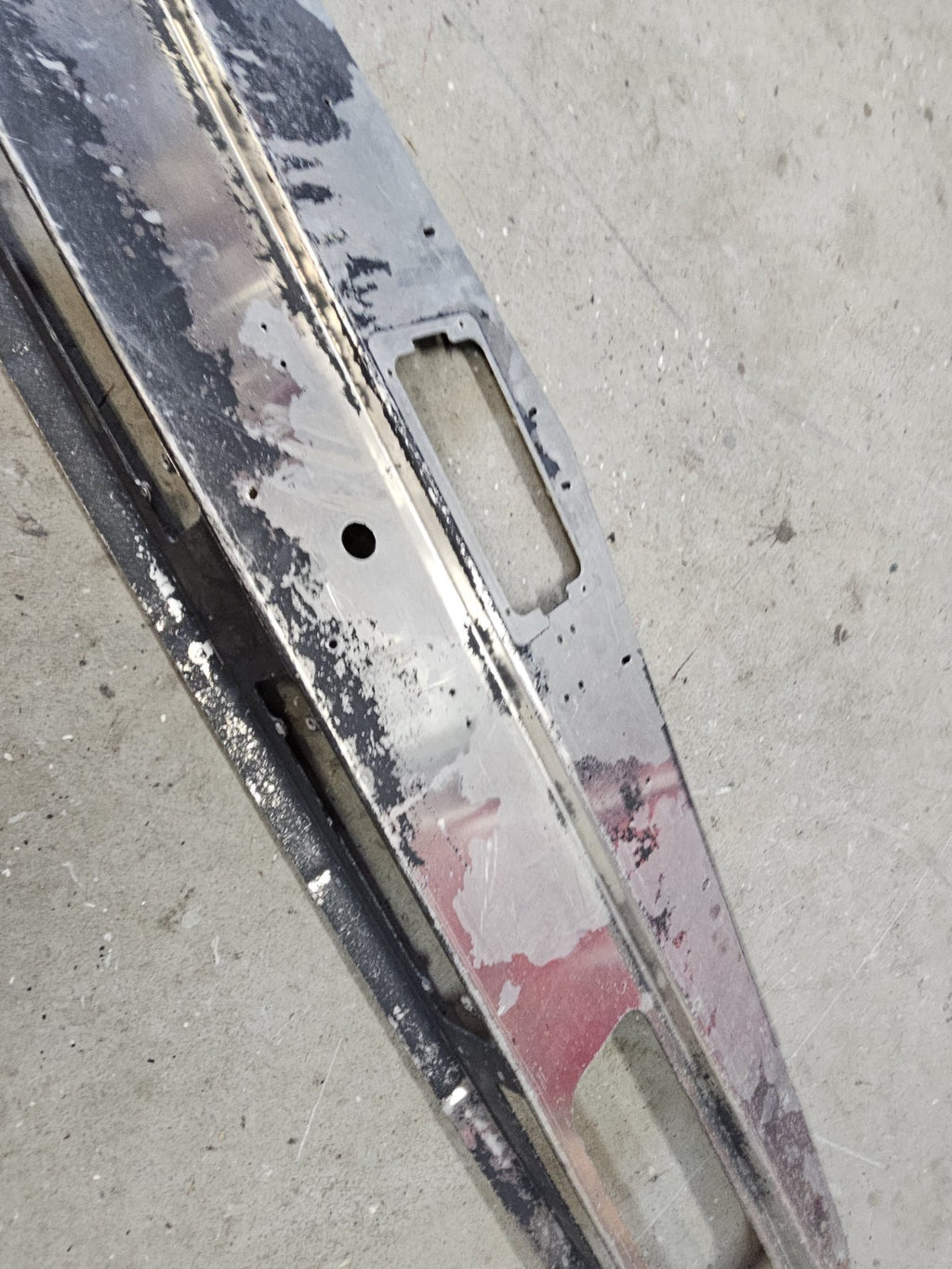 Kenworth W900 Upper Interior Cab Bracket PN: K105-229 Oem Paccar 