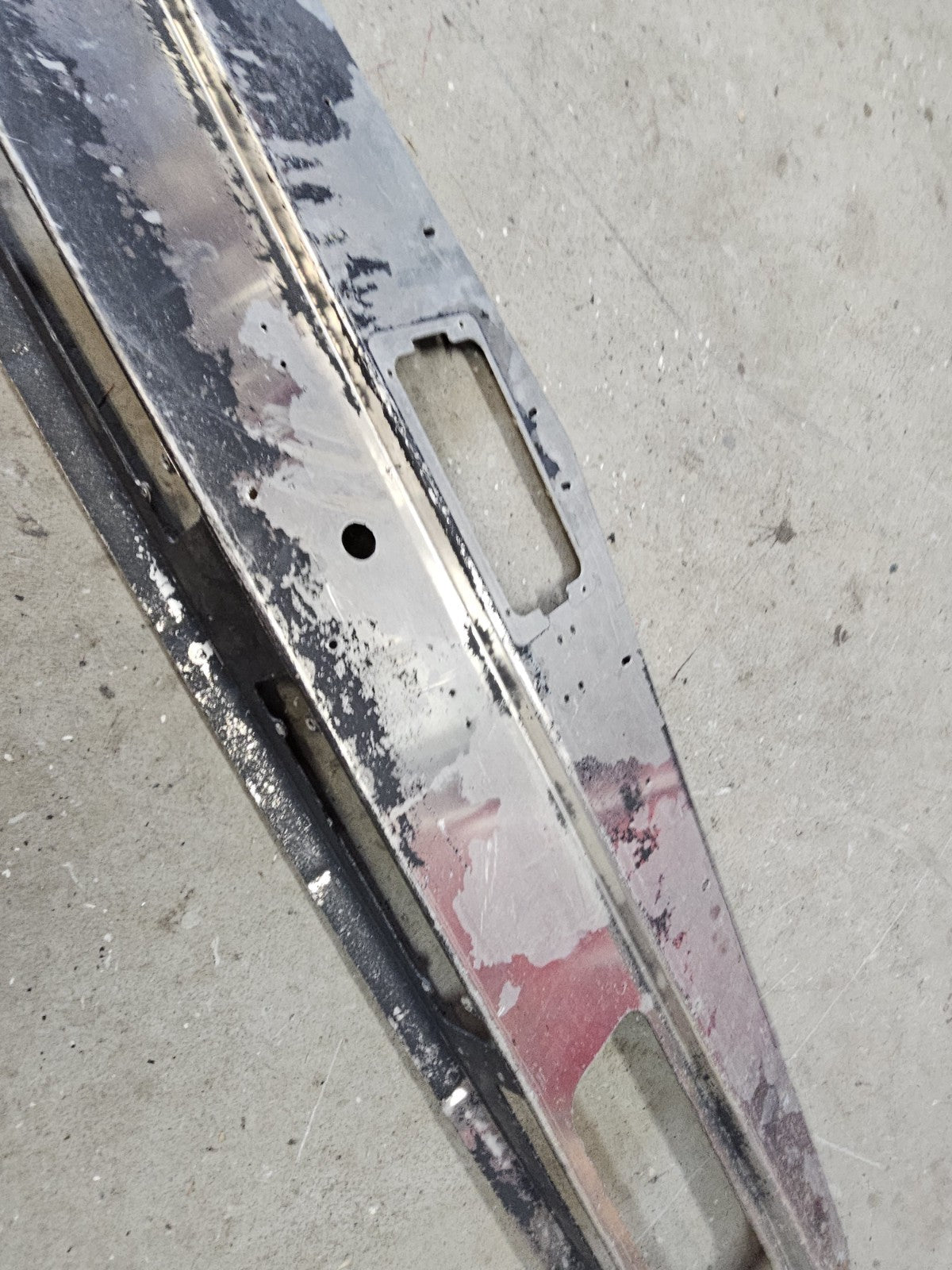 Kenworth W900 Upper Interior Cab Bracket PN: K105-229 Oem Paccar 