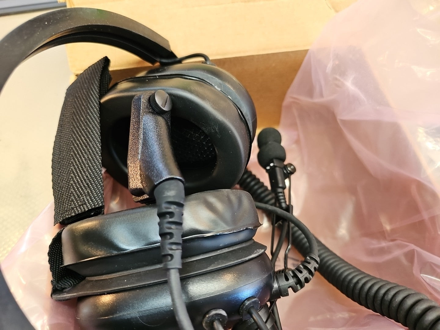 Otto Engineering V4-10785 ClearTRAK Professional Behind-the-Head NEW $450 MSRP