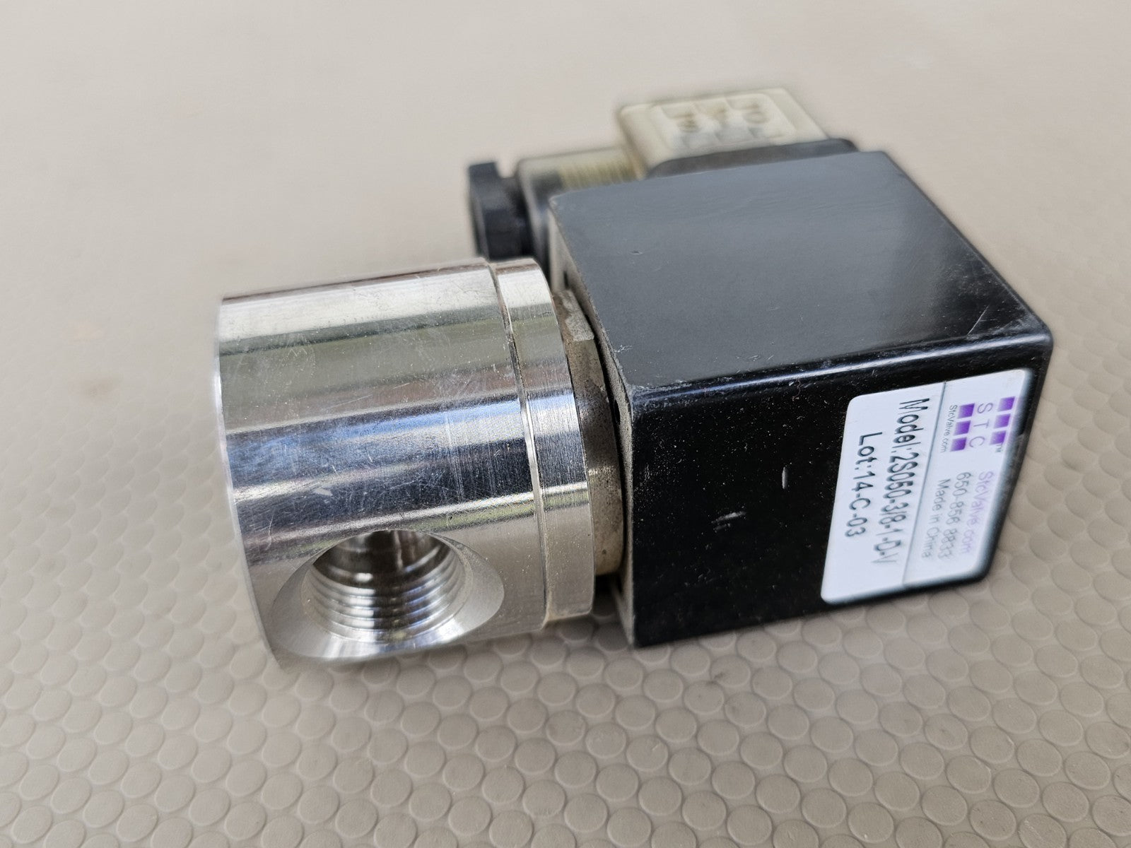 NEW STC 2S050 2-way solenoid valve 3/8