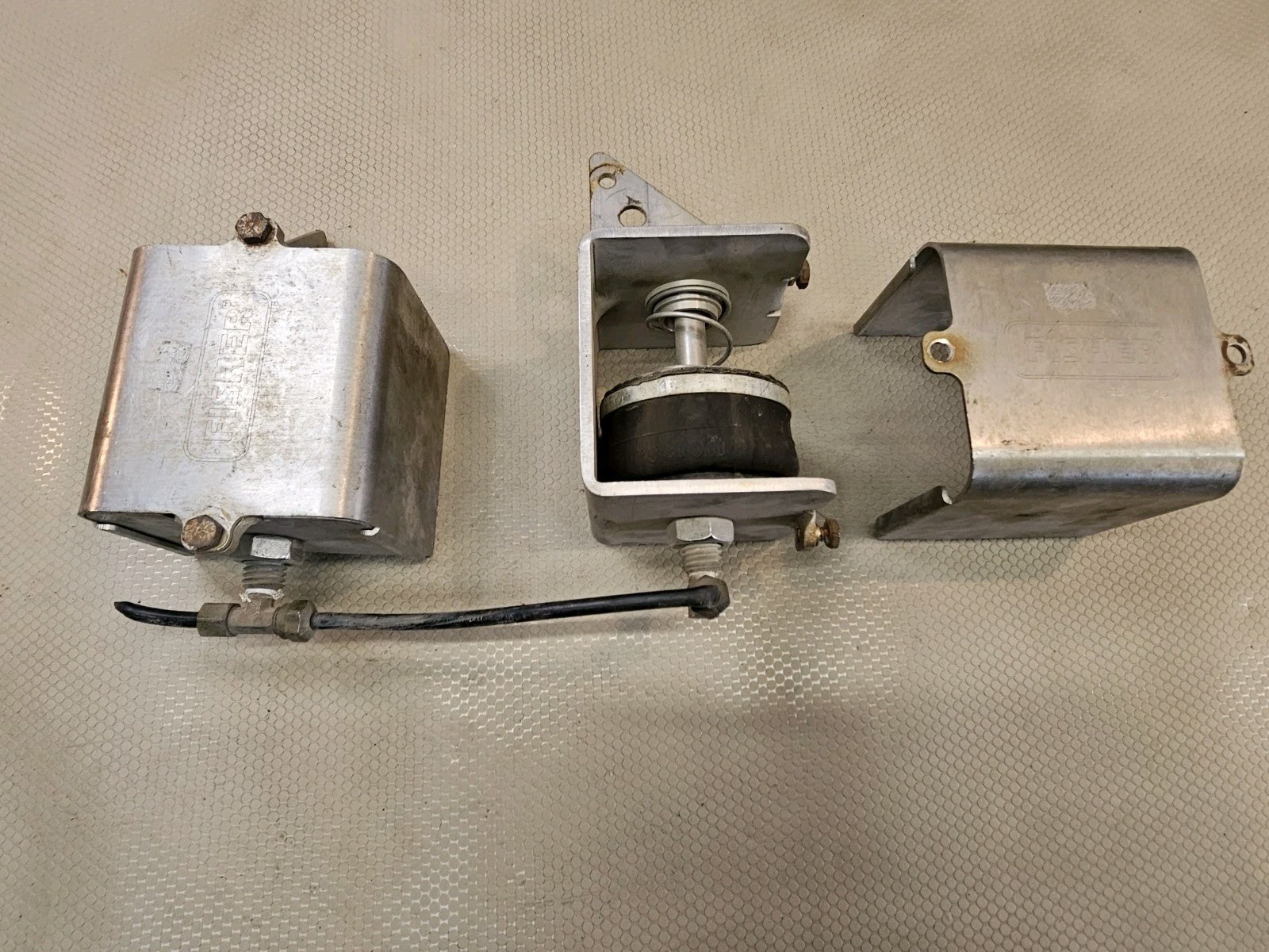 FISHER P631 Pneumatic Actuator MEC Internal Valves