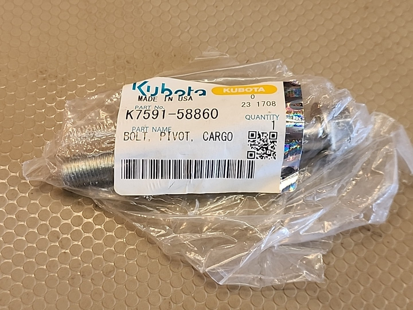 Kubota K7591-58860 Bolt Pivot Cart G Genuine OEM Tractor/Mower Part New 