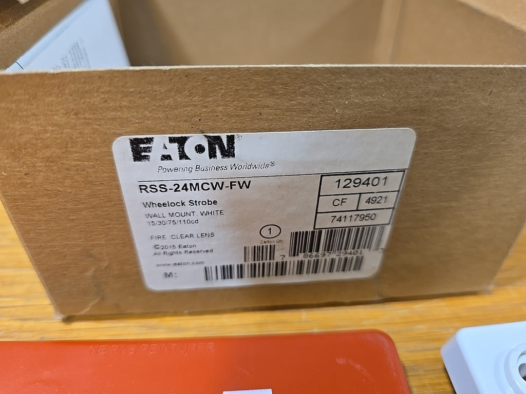 Eaton Wheelock RSS-24MCW-FW Strobe K316 White Red 