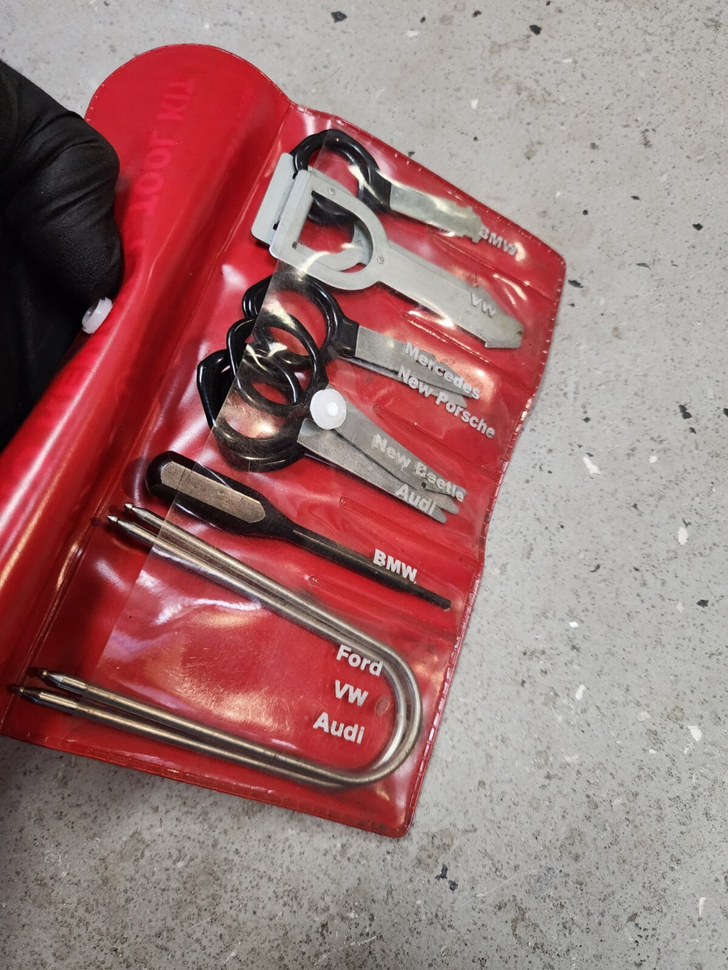 Sir Tools ST9000A Radio Removal Tool Set BMW-VW-Mercedes-Audi- Ford