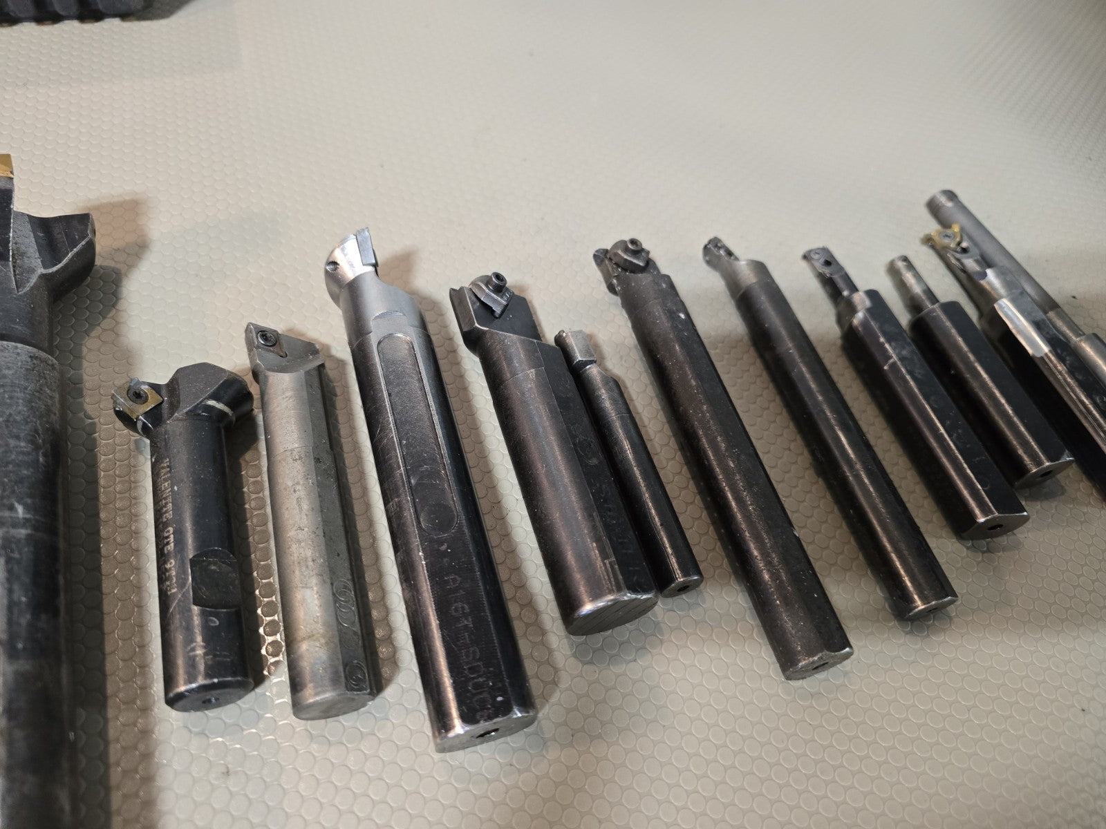 LOT OF BORING BARS END MILLS Cutters Shanks with Carbide Inserts 