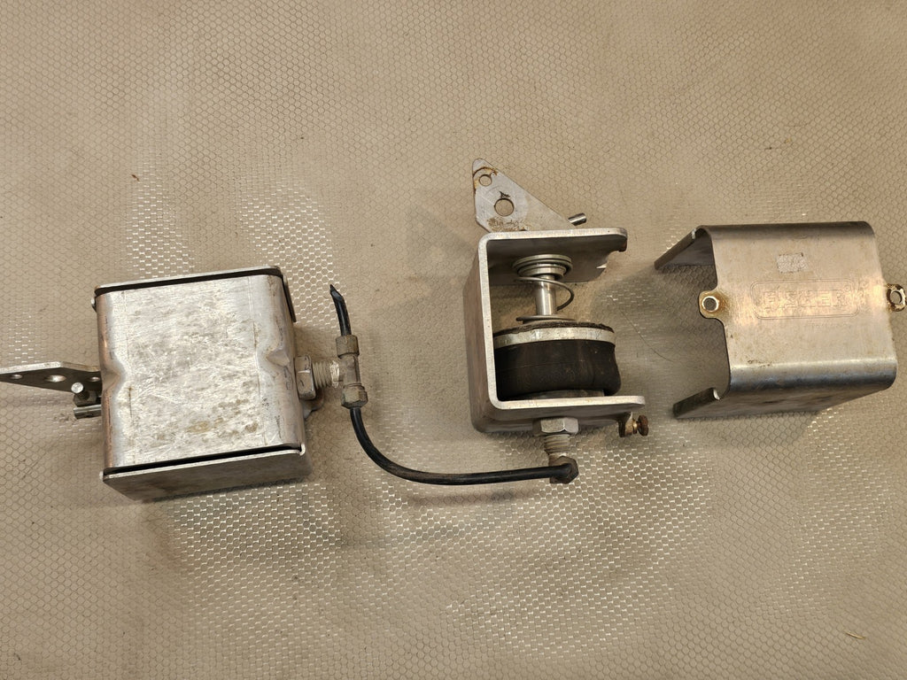 FISHER P631 Pneumatic Actuator MEC Internal Valves