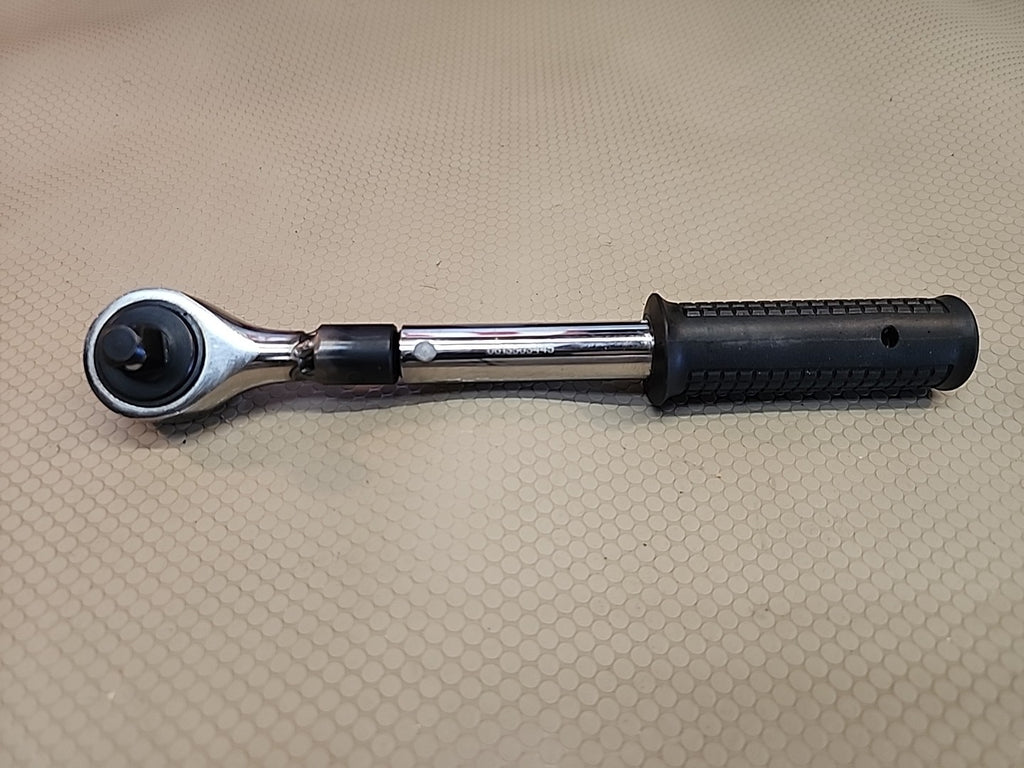 Belknap VB-5T-2R preset torque wrench W/ reversible 3/8" drive- engraved