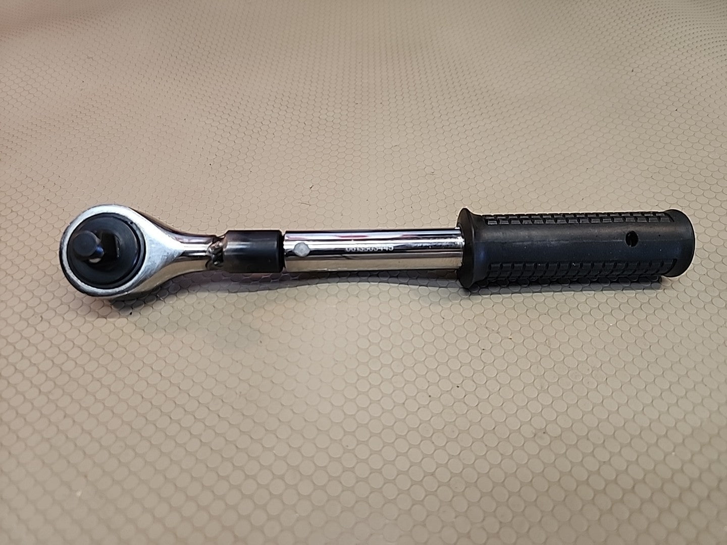 Belknap VB-5T-2R preset torque wrench W/ reversible 3/8" drive- engraved