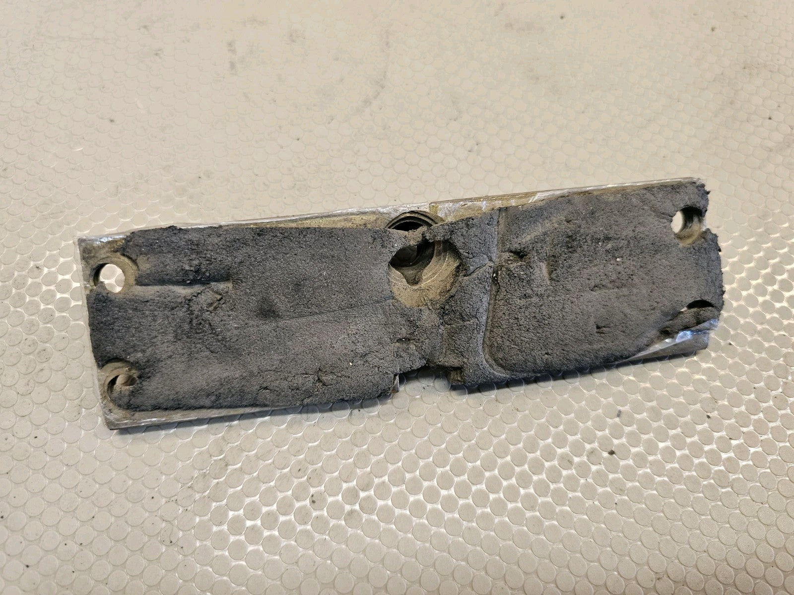 Kenworth K250-C-68-2 Plate-Door Striker 
