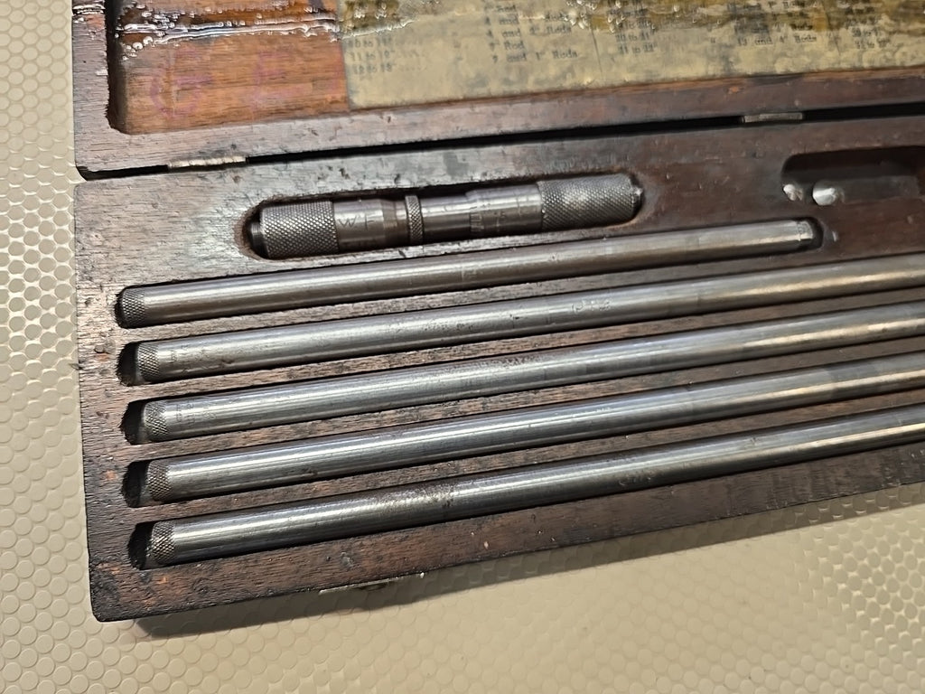 Lufkin/Starrett 681 681C 4-24" Inside Micrometer Set in Wooden Case