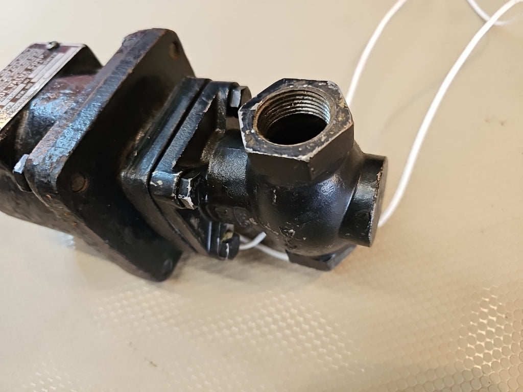 Magnatrol Valve Corp F 129K53 H Solenoid Valve 12V 33 watt  300 PSI 1 inch 