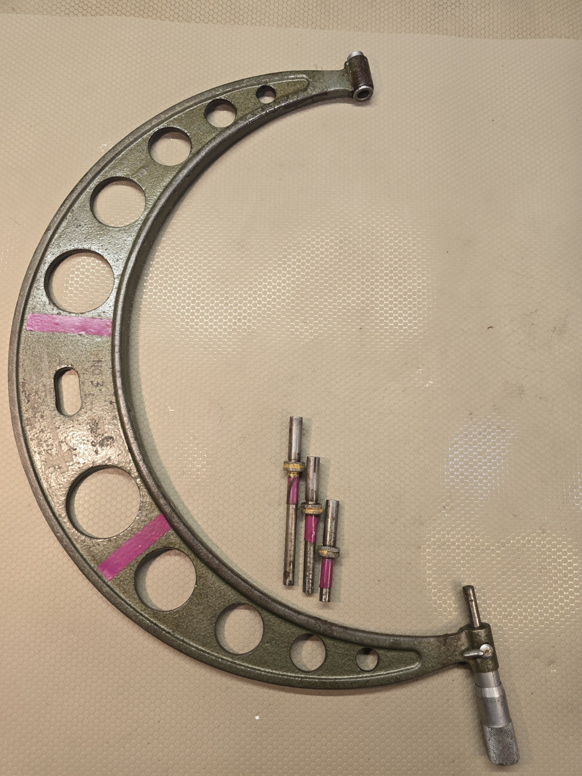 Mitutoyo No. 104-152 12-16" .001" Outside Mechanical Micrometer