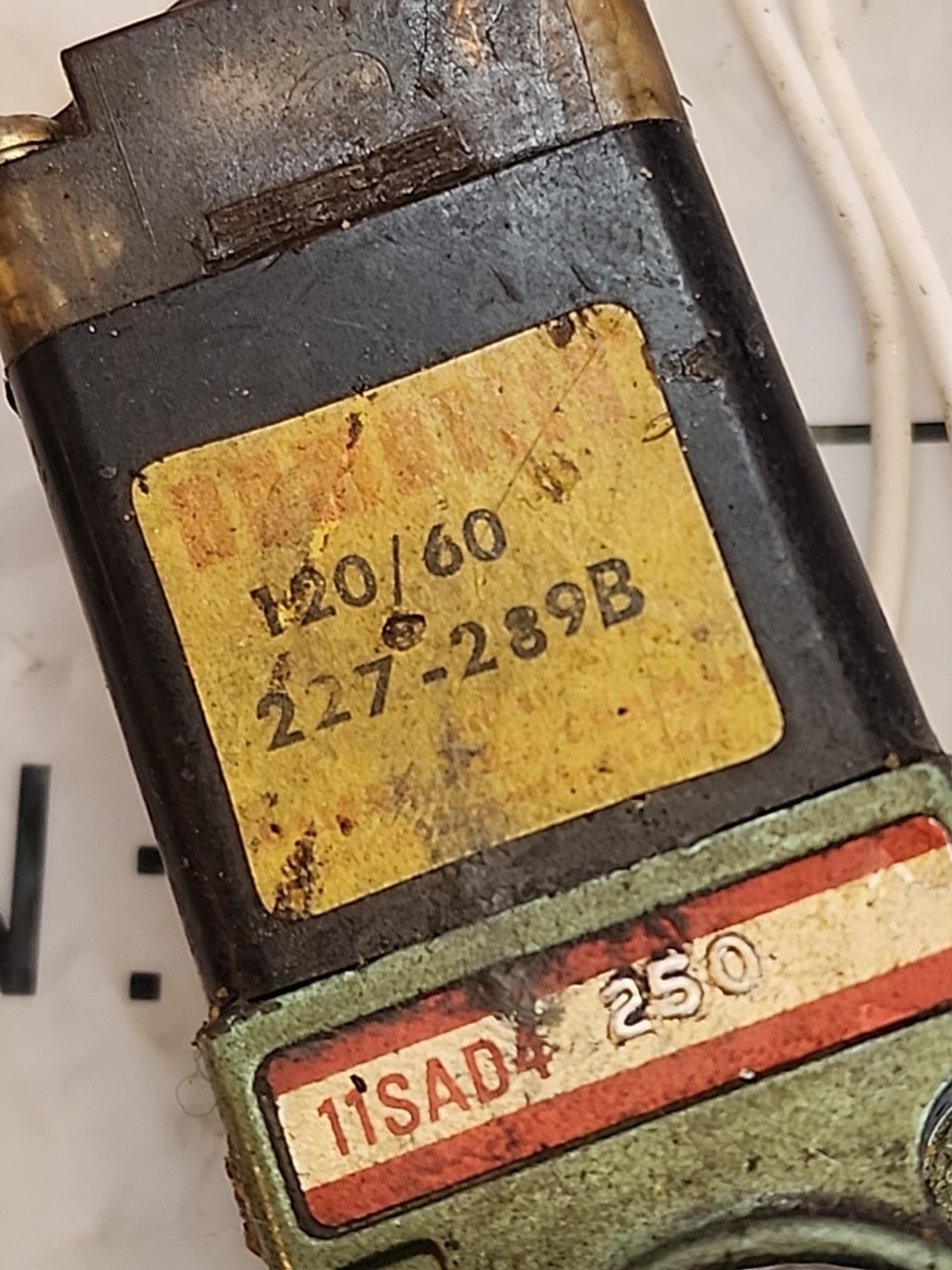 Numatics 11SAD4 250 Valve 120/60