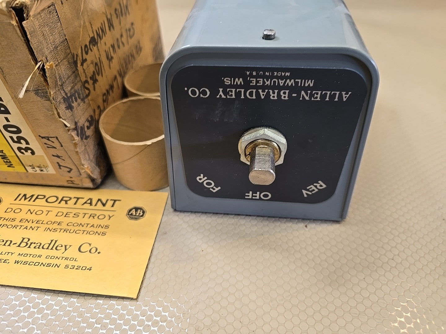NEW Allen Bradley Bulletin 350-BAV Reversing Drum Switch Size 1 - Series B NOS