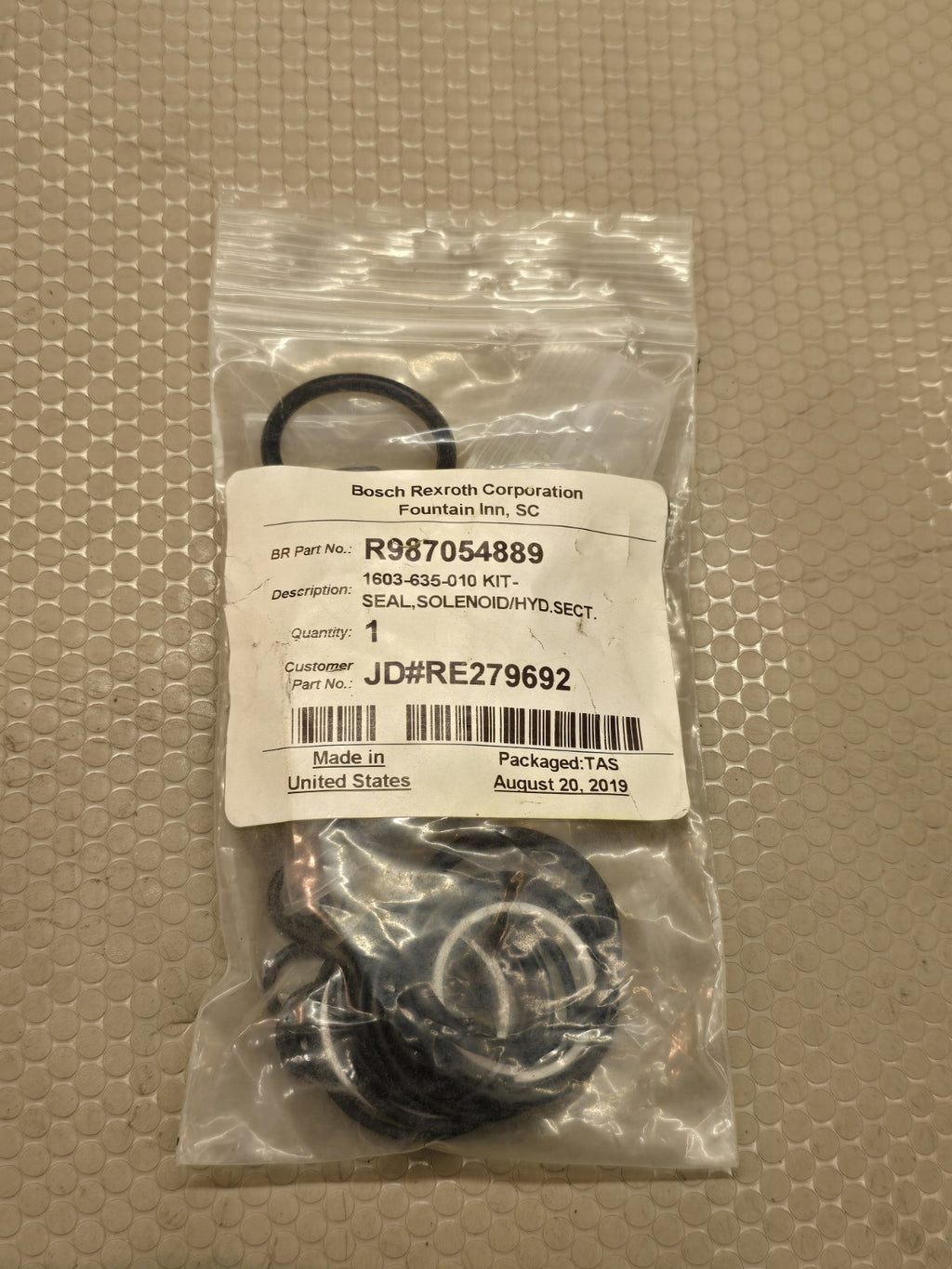 John Deere RE279692 SEAL KIT Bosch R987054889