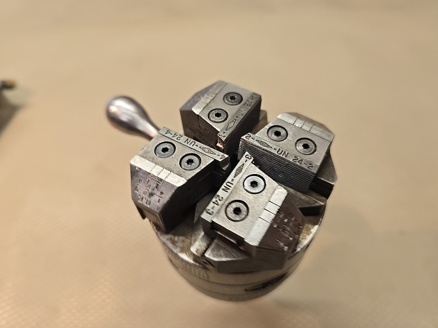 LANDIS 5/8” LANDMATIC DIE HEAD Shank 5f8962-1 1" Shank REALLY NICE SHAPE