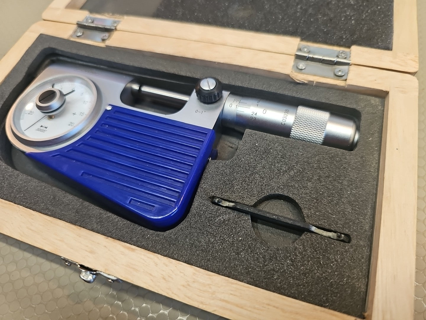 Fowler 52-245-150-0 Indicating Micrometer, 25-50mm Range. 0.001mm Graduation
