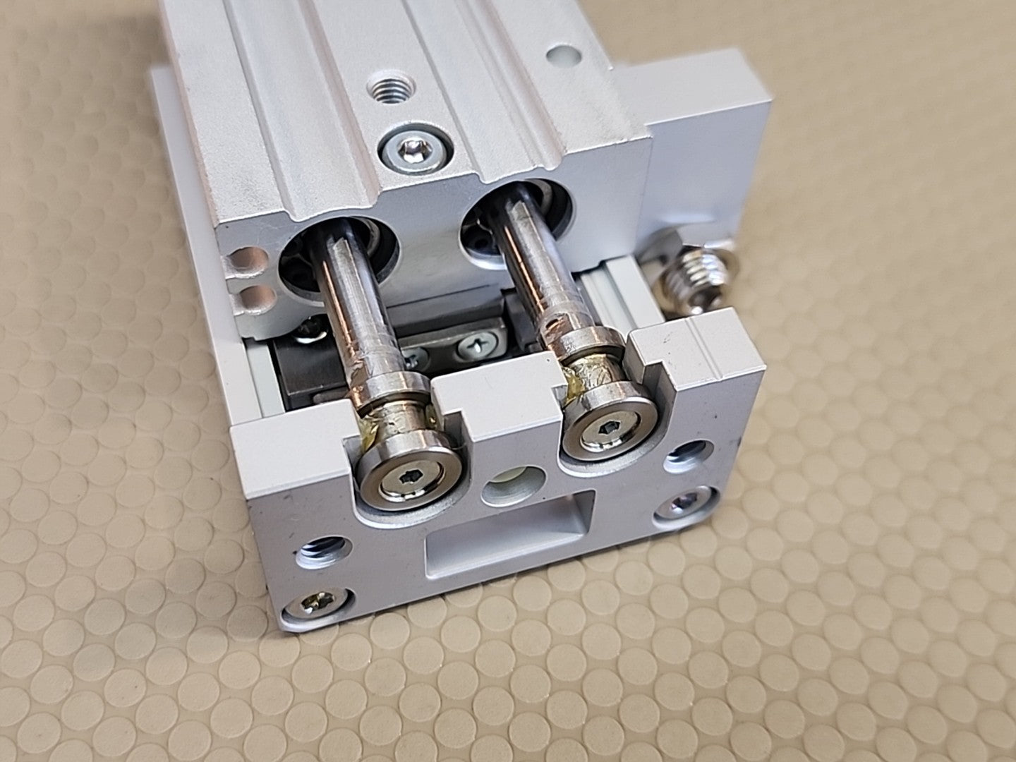 New SMC MXS12-20A Slide Table Cylinder 