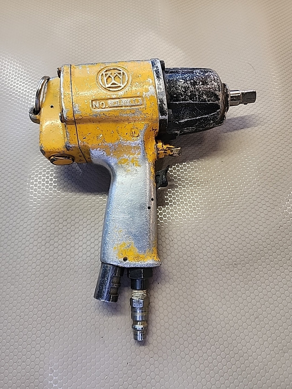 URYU Model UX T1300 1/2” Drive Air Wrench Used