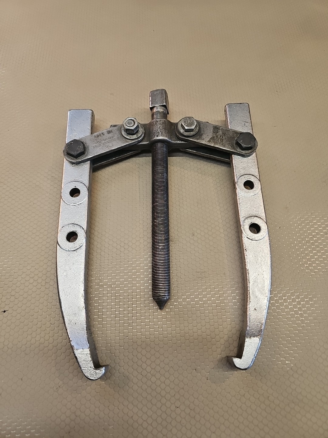 Vintage OTC Owantonna Tool Co Reversible Gear Puller No. 1002-L | Made In USA 