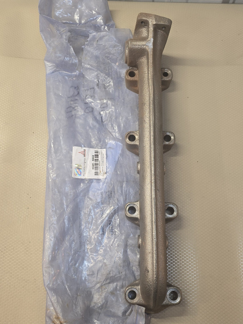 Genuine OEM Deutz 0425-5842 Exhaust Manifold For 1013 Diesel Engines