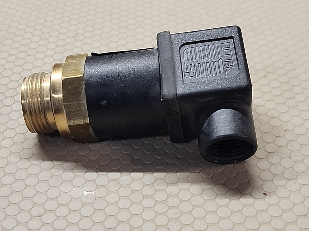 HYDAC Thermostat TM Series 220VAC 10Amps 120 Deg. IP65 NEW Mono tm45a3